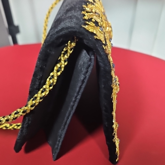 Shams Pride Of India Black and Gold Floral Embroidered Clutch